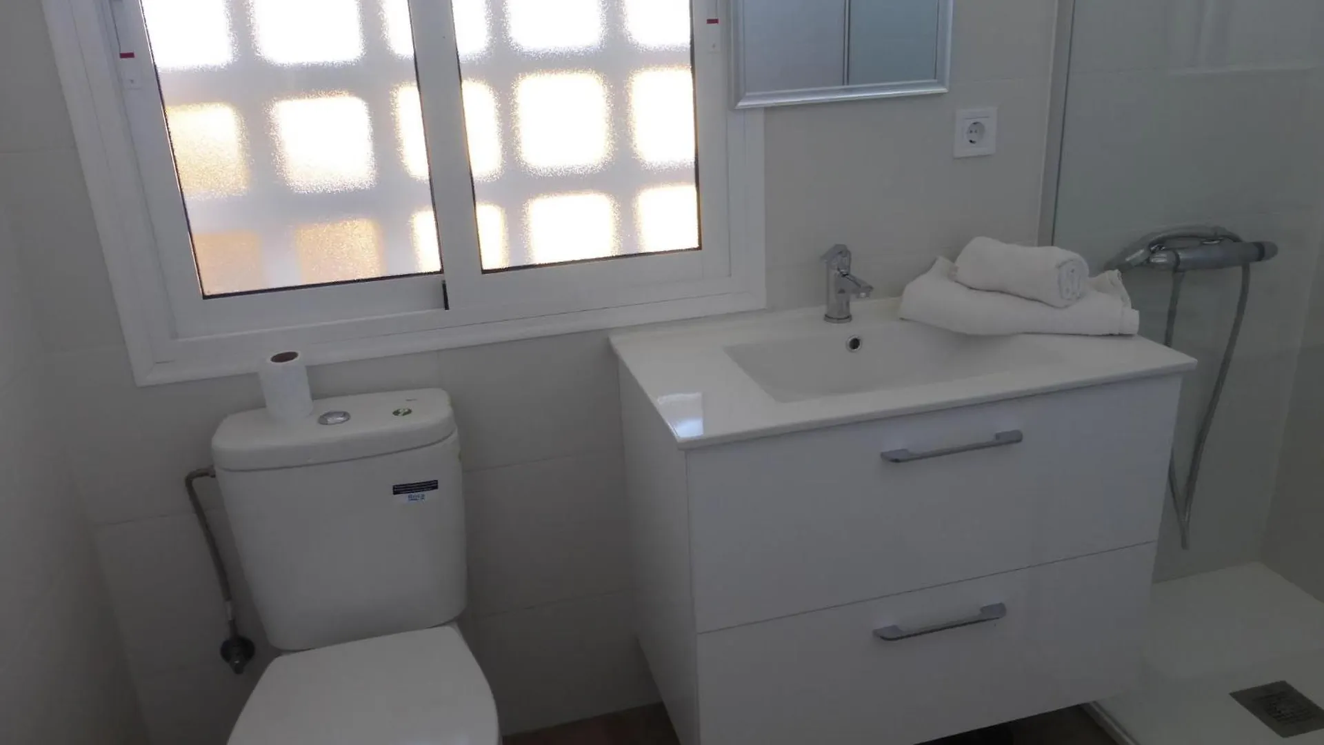 Beautiful 2 Bedroom, 2 Bathroom Apartment Roquetas de Mar
